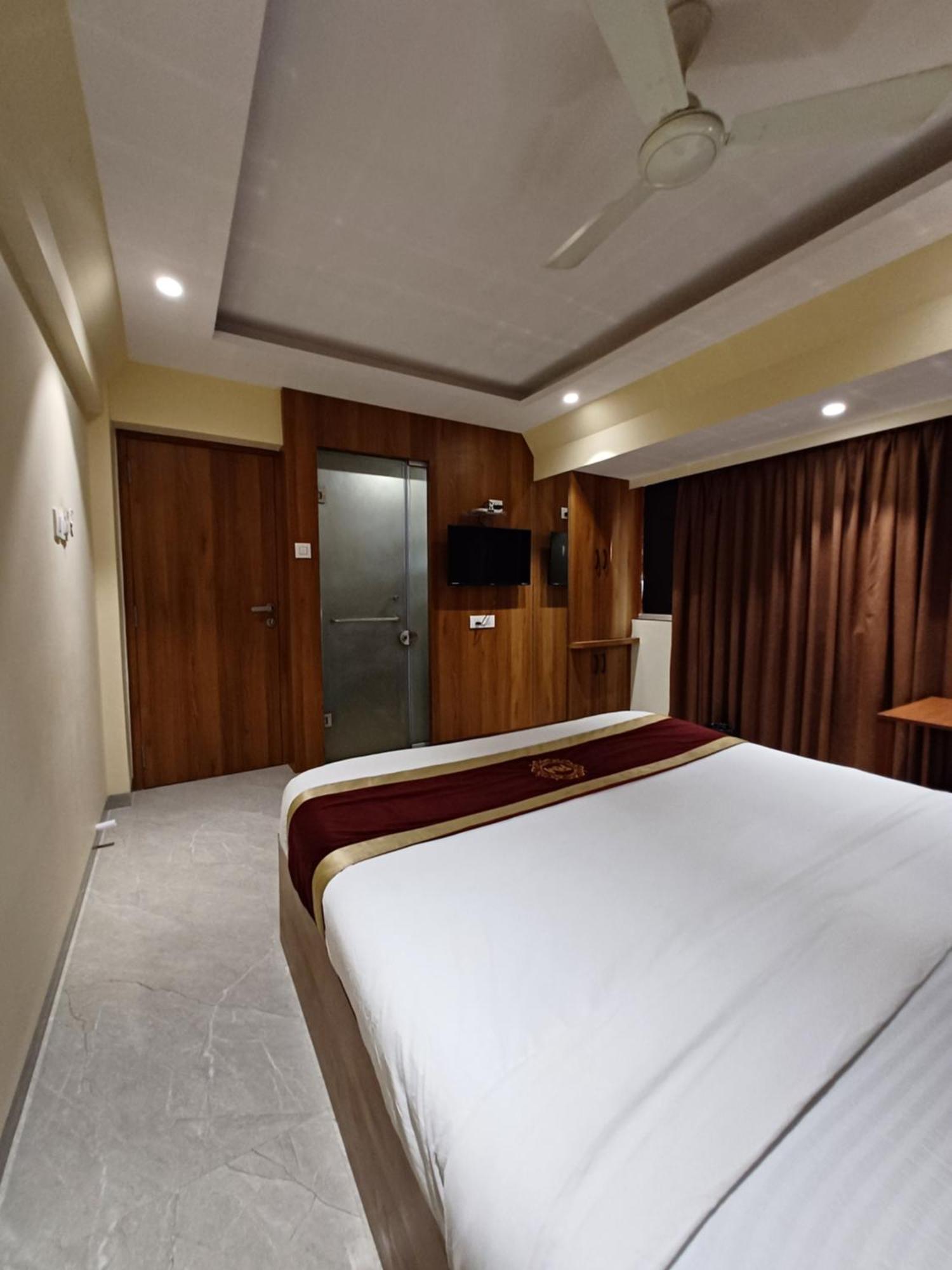 Hotel Ratna Mahal Mumbai Kültér fotó