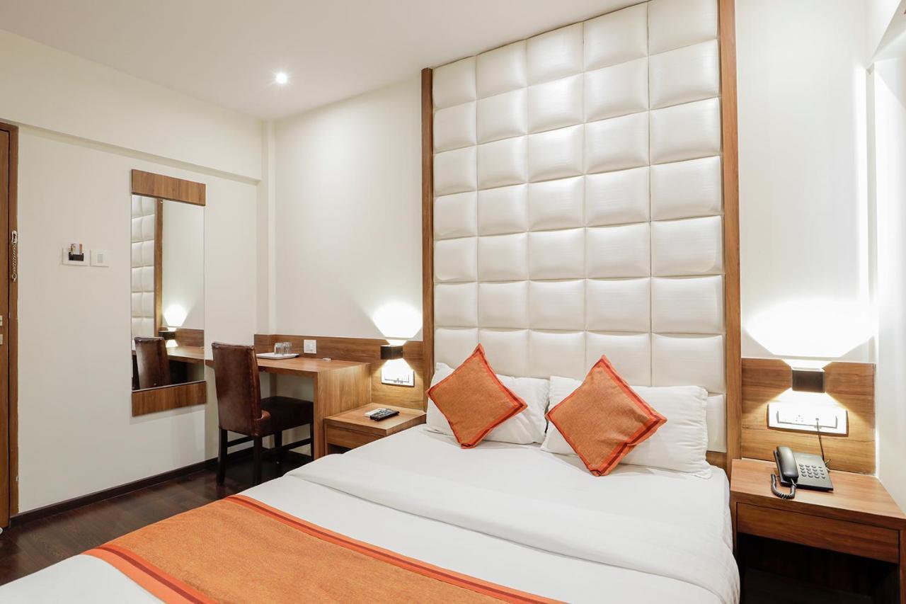Hotel Ratna Mahal Mumbai Kültér fotó